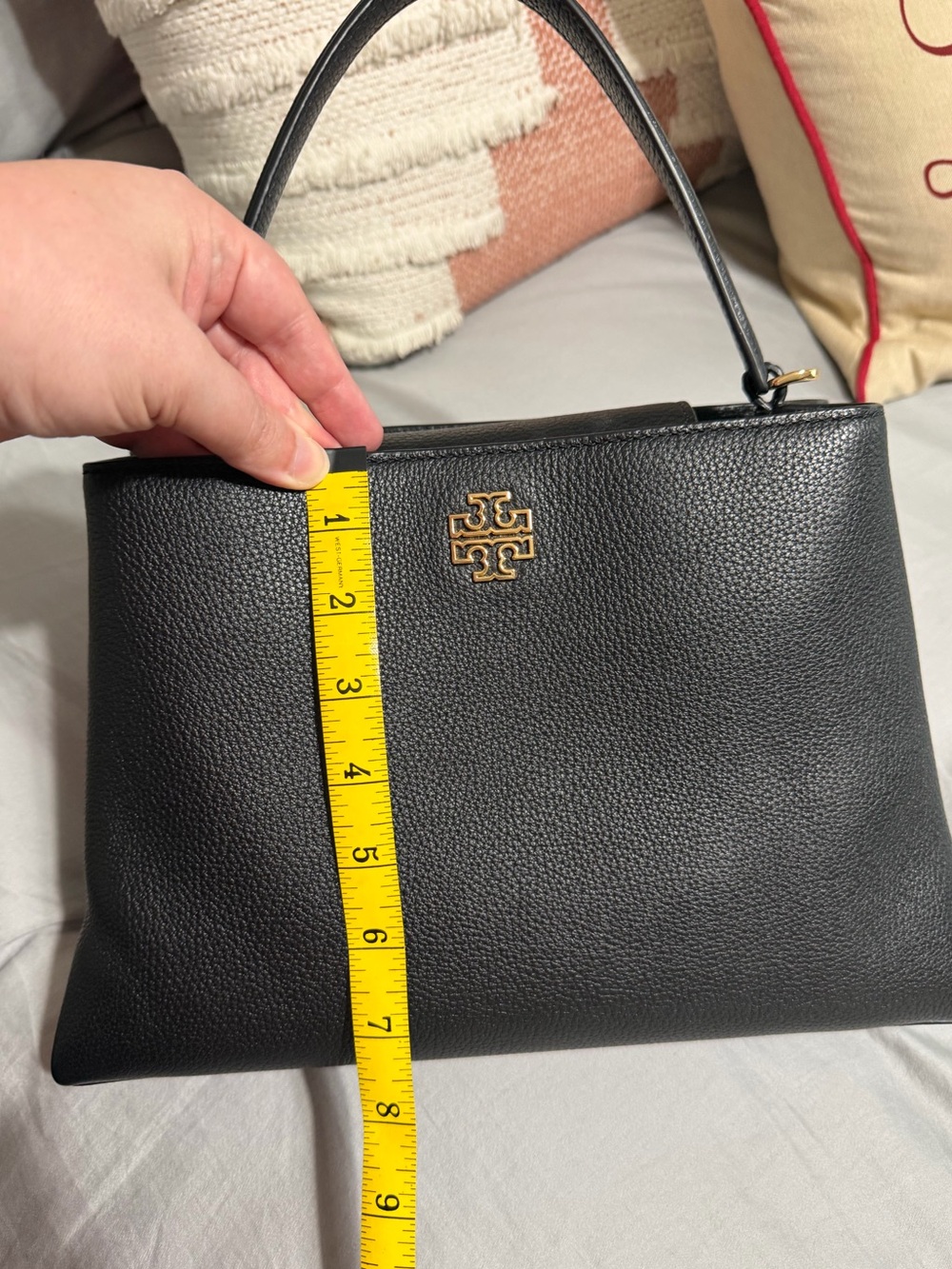 Tory Burch Britten Satchel Black Pebbled Leather Crossbody Shoulder Bag EUC - Picture 12 of 14